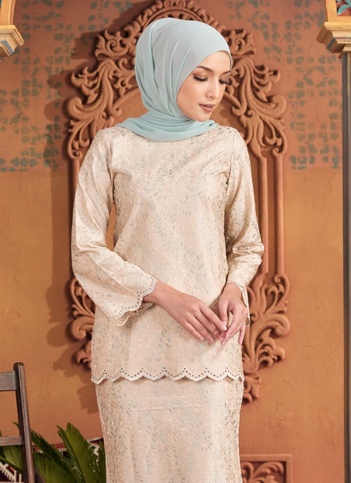 Kurung Sulam Regalia -  Almond Brown