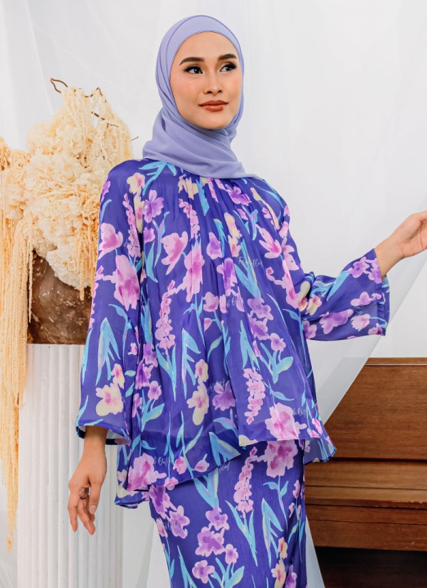 Kurung Sparkle in Barracat