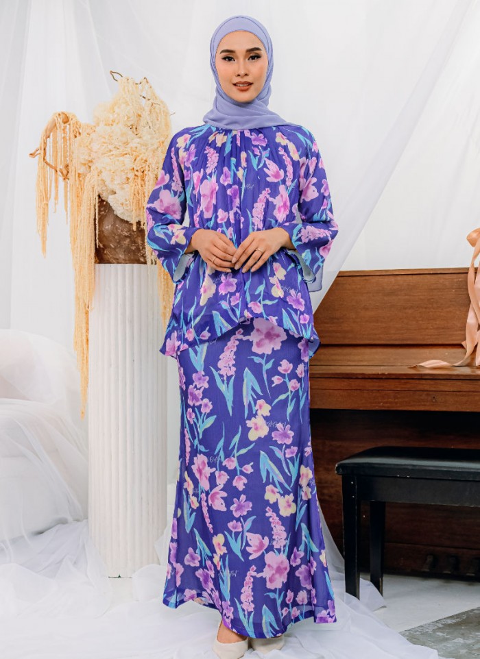 Kurung Sparkle in Barracat