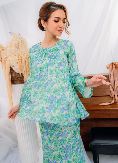 Kurung Sparkle in Arcadia