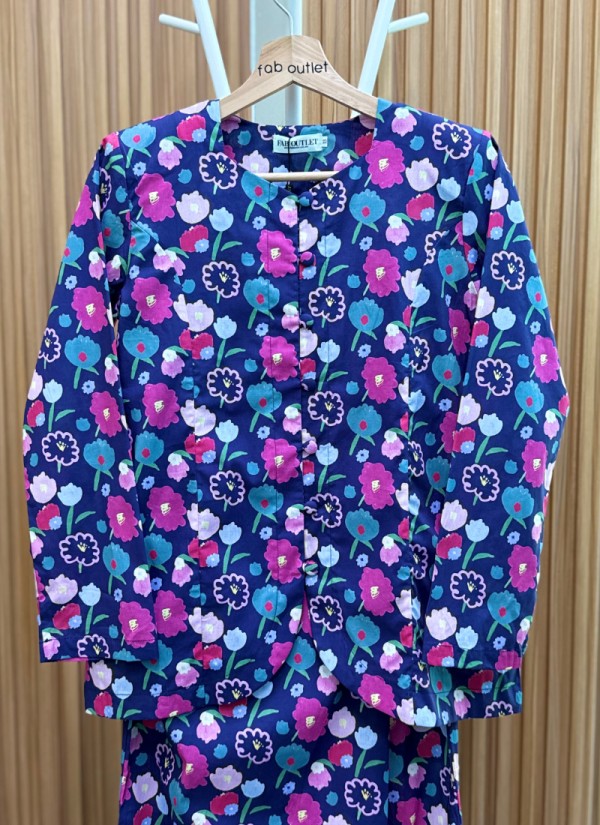 Mini Kebaya in Tulip Violet Mini Kebaya in Tulip Violet