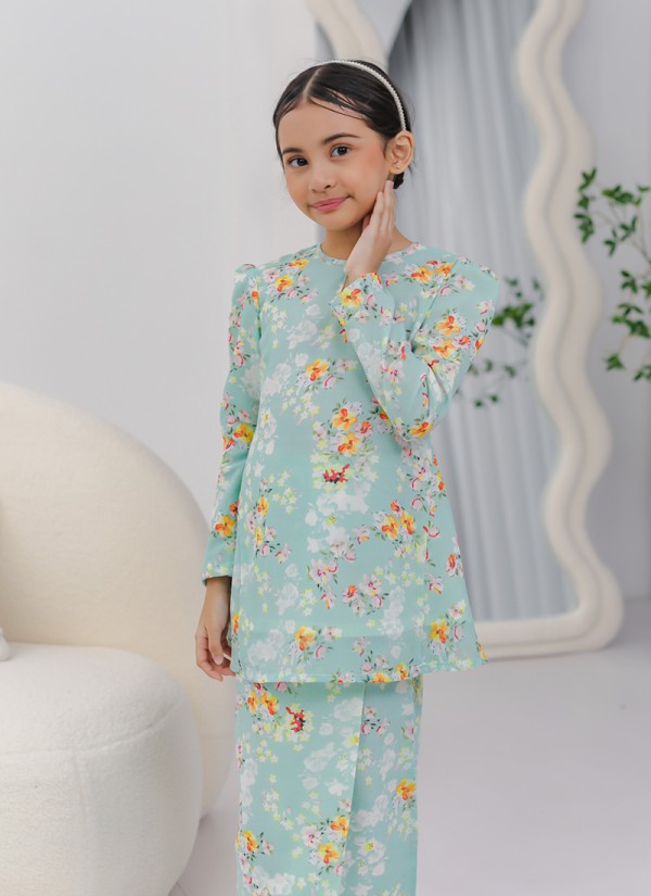 Little Jewel (Pearl) Little Jewel (Pearl)