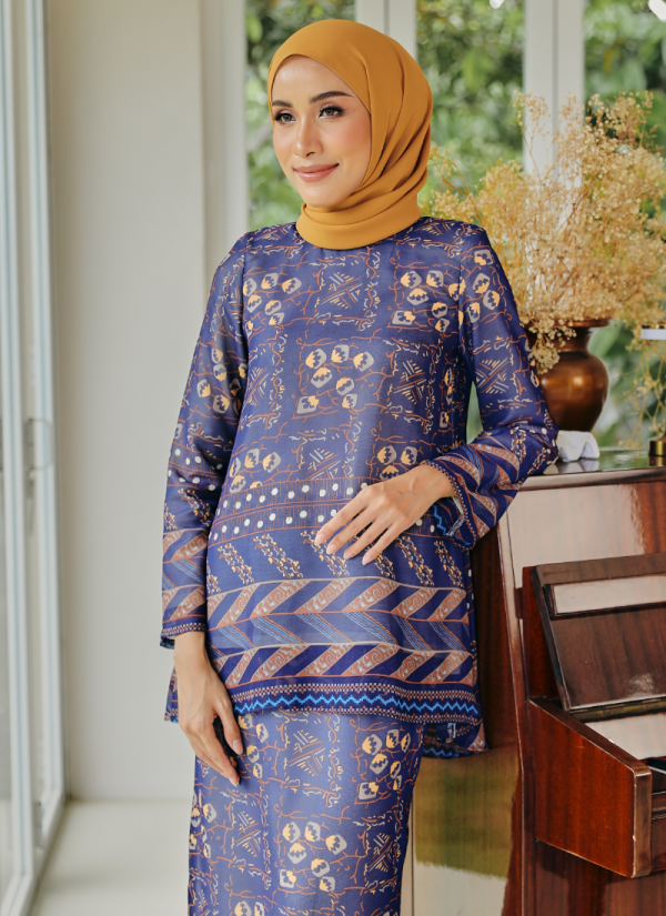 Kurung Ranee in Kareena Kurung Ranee in Kareena