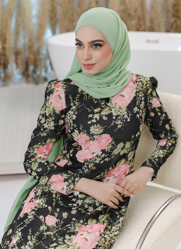 Kurung Jewel in Cerussite Kurung Jewel in Cerussite